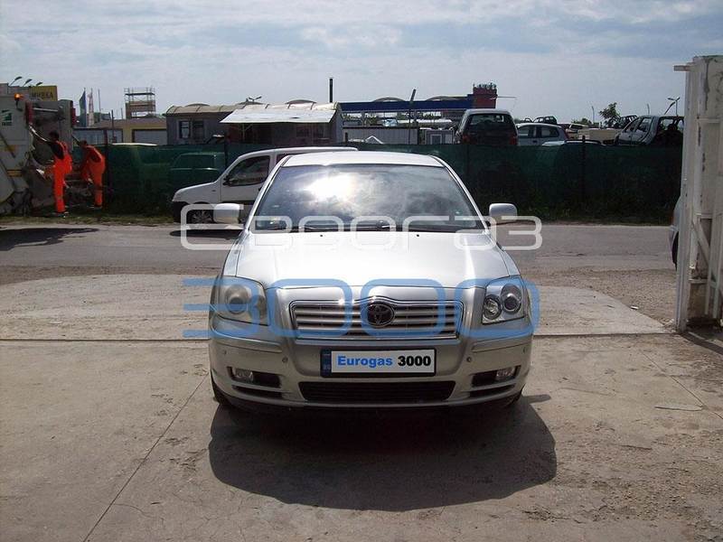 Toyota Avensis 1.8  129hp  газов инжекцион Tartarini бутилка 47 литра