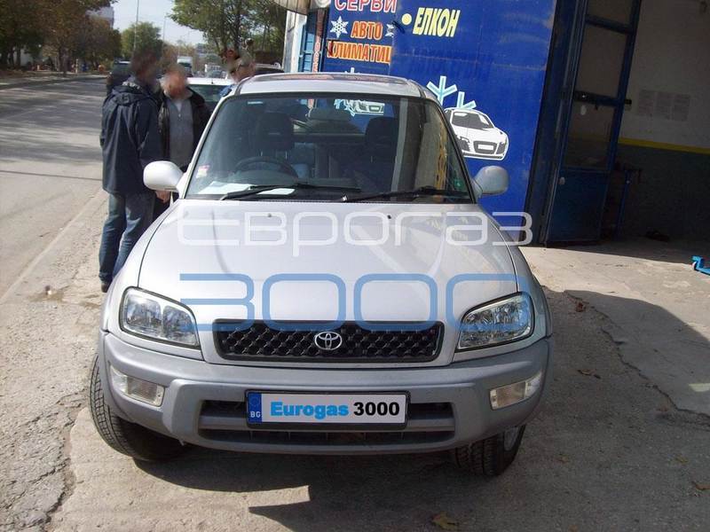 Toyota RAV4  2.0  129hp  газов инжекцион Zavoli Bora OBD  бутилка 35 литра 