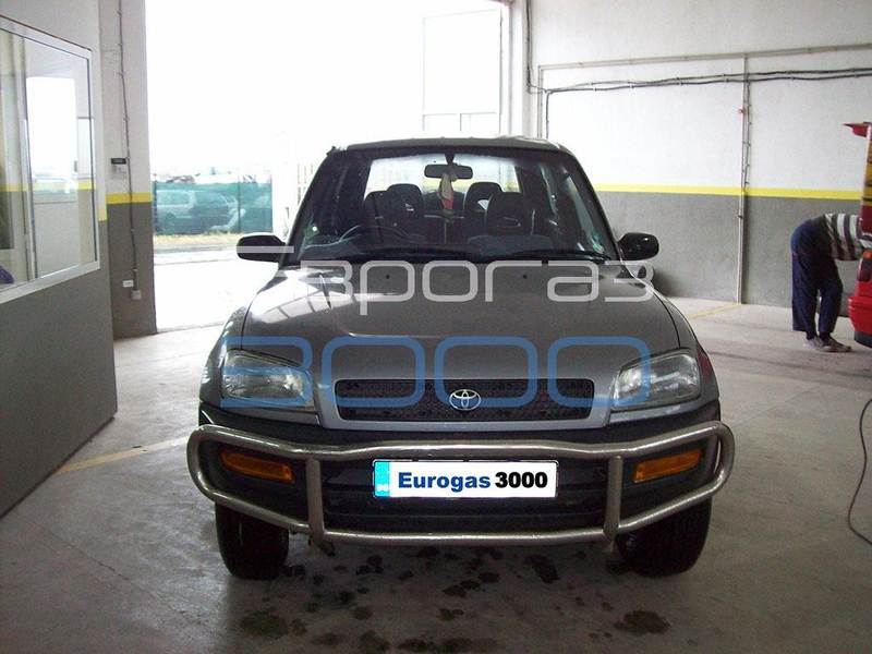Toyota RAV4 2.0 129hp газов инжекцион Zavoli бутилка 60 литра 